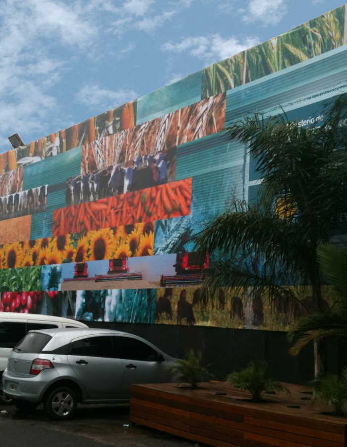 Mural lona front (PRINCIPAL)